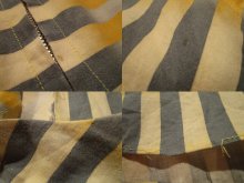 他の写真3: 50〜60年代イエロー×ホワイト×ネイビーボーダーポケット＆ベルト付きラウンドネックノースリーブドレス