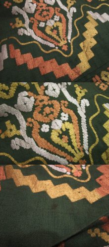 他の写真2: 50〜60年代グリーン×ゴールドモチーフ柄サーキュラーペイントメキシコスカート