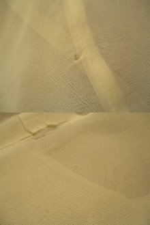 他の写真3: 40〜50年代ホワイト×レッド×グリーン花刺繍シャーリング開襟パフスリーブ半袖シースルーチュニック