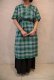 画像2: 50〜60年代グリーン×ライトグリーン×ネイビーチェック柄ハーフボタンベルト付きシャツ型半袖ドレス (2)