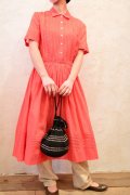 50〜60年代ブラッドオレンジ無地ピンタッグハーフボタン半袖シャツ型ドレス