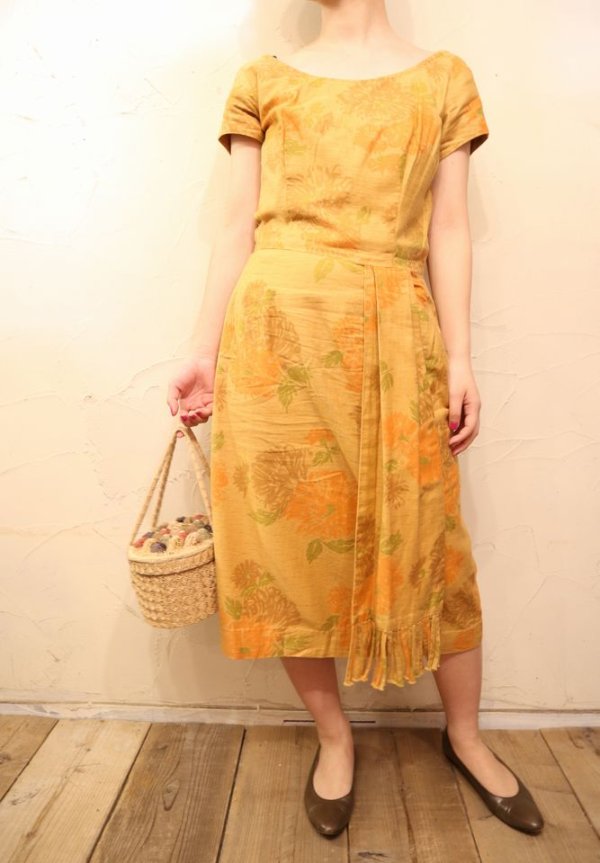 画像2: 50〜60年代マスタード×オレンジ×ブラウン花柄フリンジ付き半袖ドレス