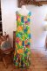 画像9: 70年代グリーン×オレンジ×ブルートロピカル花柄裾フリルノースリーブロングドレス