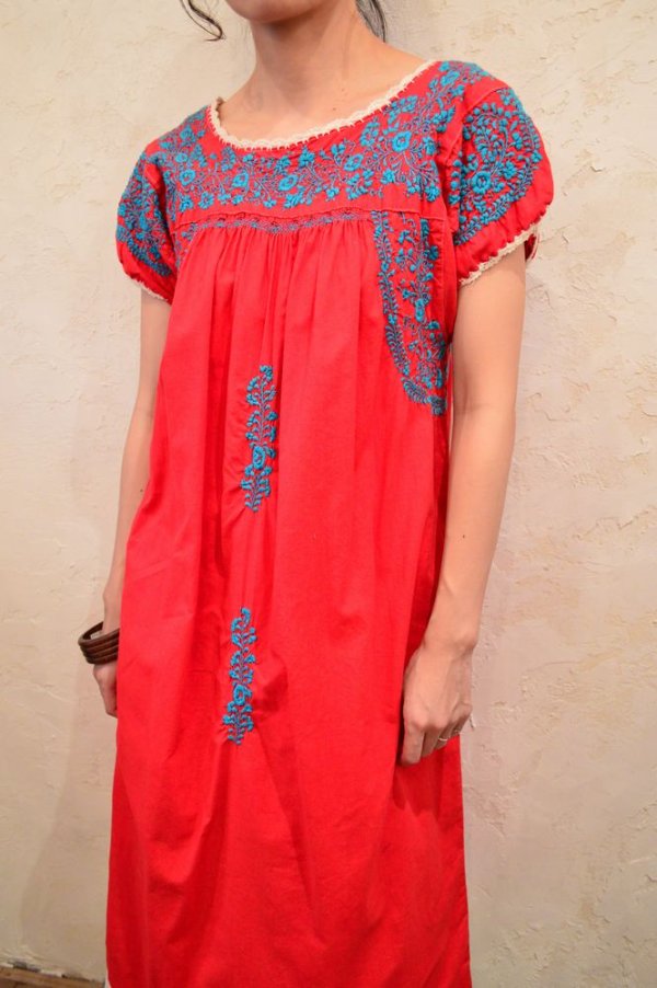 画像1: レッド×ブルーサンアントニーノ刺繍メキシカン半袖ドレス