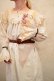 画像10: ”antique”ホワイト×イエロー刺繍入りスクエアネック長袖リネンドレス