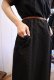 画像5: 50〜60年代ブラック花柄刺繍ポケット付きラウンドネック半袖ドレス (5)