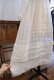 画像16: ”antique”ホワイト花刺繍スカラップレース襟付き長袖シースルードレス (16)