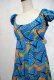 画像15: ターコイズブルー×オレンジ×ライムグリーン抽象柄ラウンドネック半袖アフリカンバティックドレス
