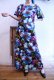 画像1: 70年代ネイビー×サックスブルー×ピンク花柄スクエアネックフレアスリーブ半袖ハワイアンロングドレス (1)