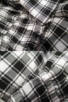 他の写真3: ブラック×ホワイトギンガムチェック柄フロントボタンなみなみテープポケット付きチロルスカート