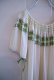 画像3: vintageオフホワイト×グリーン×ゴールド花刺繍ラウンドネック半袖チュニック (3)