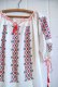 画像7: vintageホワイト×レッド×ブラック幾何学模様リボン付きスリットネック半袖ルーマニア刺繍チュニック (7)