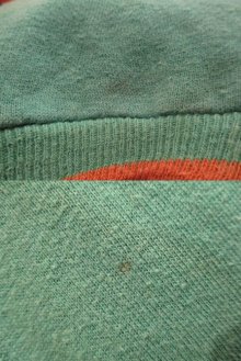 他の写真3: 60〜70年代グリーン×オレンジブラウンラインポケット付きVネック長袖スウェットパーカー