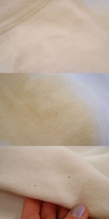 他の写真2: 60年代ホワイト×ブルー×イエロー染み込みプリントクルーネックラグランスリーブ半袖スウェット