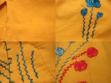 他の写真2: 60〜70年代イエロー×カラフル花シルク刺繍フリンジ付き長袖メキシカンドレス