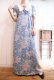 画像2: 60〜70年代サックスブルー×ホワイト×ピンク花柄リボン付き丸襟パフスリーブ半袖ドレス (2)