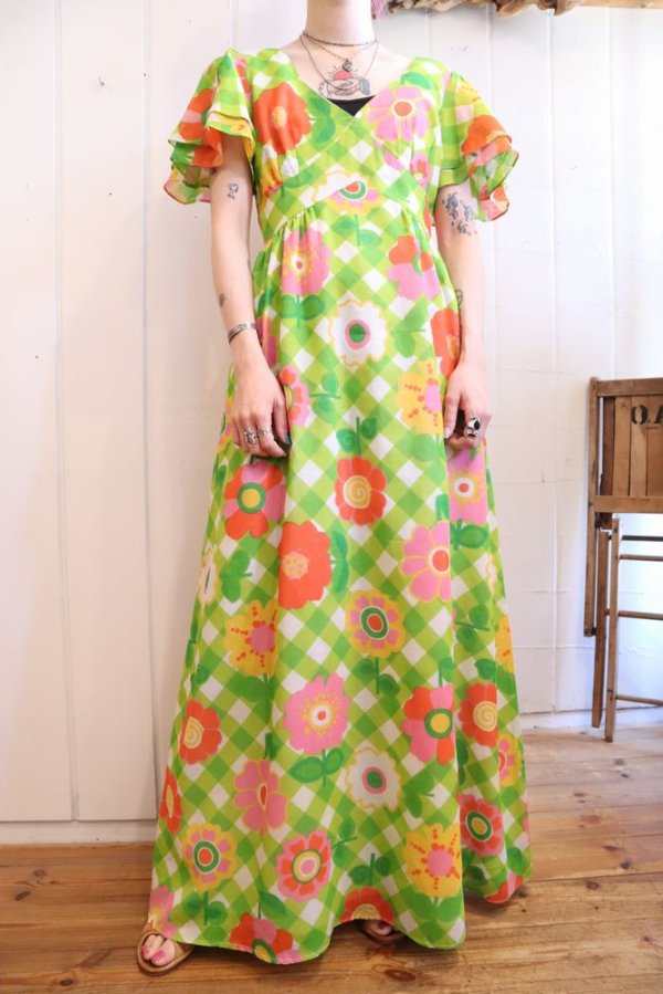 画像1: 60〜70年代グリーン×ピンク花柄＆チェックVネック半袖ドレス
