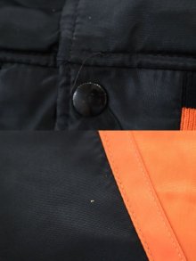 他の写真2: ブラック×オレンジロゴ長袖ジャンパー