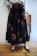 画像3: 50〜60年代ブラック×レッドバラ柄ベルト＆ポケット付きベロアスカート