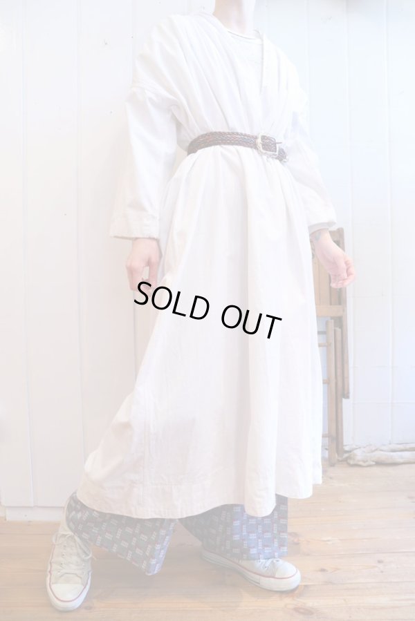 画像2: antique ホワイト無地襟＆フード付きワイドスリーブ七分袖ナイティドレス