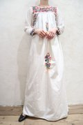 60〜70年代ホワイト×カラフルサンアントニーノ刺繍半袖メキシカンロングドレス