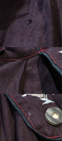 他の写真1: ブラック×ホワイト花＆ハート刺繡ポケット付きフロントボタンチロルスカート