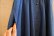 画像14: ブルー×レッドイチゴ＆リンゴ刺繡ポケット付きフロントボタン半袖デニムドレス (14)