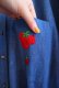 画像11: ブルー×レッドイチゴ＆リンゴ刺繡ポケット付きフロントボタン半袖デニムドレス (11)