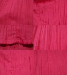 他の写真2: ピンク無地かぎ編みレース付きVネック半袖プリーツドレス