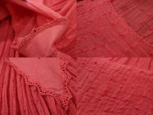 他の写真1: ピンクお花刺繍レース切替ラウンドネック半袖ギリシャドレス