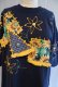 画像16: made in USA ネイビー×イエロー×グリーンひまわり＆チェックパッチ花ペイントバラ飾り付きクルーネック半袖Tシャツ