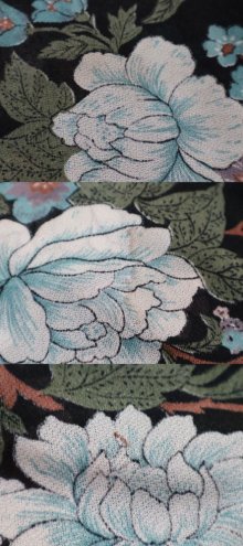 他の写真2: 70年代ブラック×ホワイト×くすみピンク花柄ラウンドネックバルーンスリーブ長袖シースルードレス