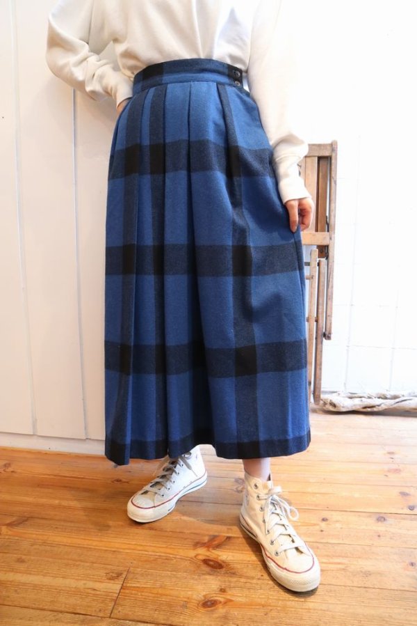 画像1: ブルー×ブラックチェック柄タックデザインポケット付きスカート
