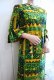画像5: 70年代グリーン×イエロー花＆エスニック柄ベルスリーブ七分袖ドレス