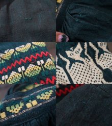 他の写真3: グリーン×ホワイト×ピンクレッドグアテマラ刺繍ポケット付きスカート