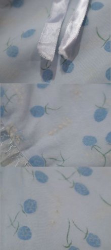 他の写真1: 60年代ペールブルー×ブルー×ホワイトリーフ&木の実柄サテンリボン付きビッグカラー半袖ランジェリーガウン