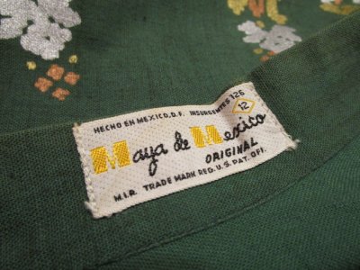 画像1: 50〜60年代グリーン×ゴールドモチーフ柄サーキュラーペイントメキシコスカート