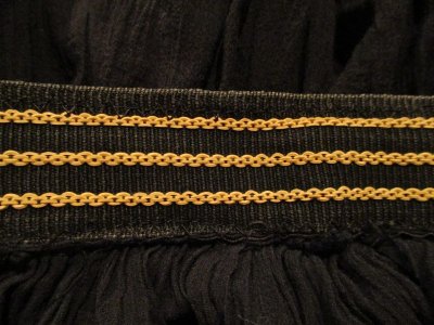 画像2: 50〜60年代ブラック×シルバーラメ＆刺繍テープ付きサーキュラーボリュームメキシカンスカート