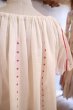 画像11: 60〜70年代ホワイト×レッドルーマニア刺繍ギャザーネック半袖シースルーチュニック (11)