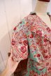画像11: 60年代サックス×レッドバラ＆ペイズリー柄ポケット付き五分袖ラップドレス (11)