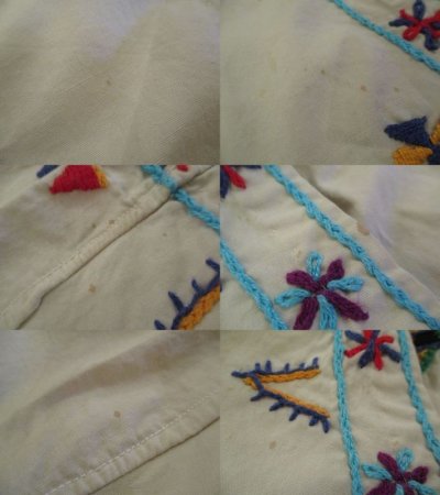 画像2: ホワイトベージュ×カラフルエスニック刺繍ポケット付きクルーネックフレアスリーブ七分袖チュニック