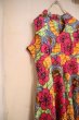 画像9: ピンク×オレンジ×ライムグリーン花柄ハイネック長袖アフリカンバティックドレス (9)