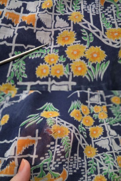 画像1: 70年代ネイビー×ホワイト×イエロー花柄レースリボン付きスクエアネックパフスリーブ長袖ロングドレス
