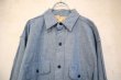 画像6: 60〜70年代”BUCKHIDE”ライトブルー無地ポケット襟付き長袖シャンブレーワークシャツ (6)