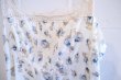 画像10: 70年代ホワイト×ブルー花柄かぎ編みレースキャミソールロングドレス (10)