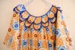 画像7: オレンジ×ブルーデザインカラー半袖アフリカンバティックドレス (7)