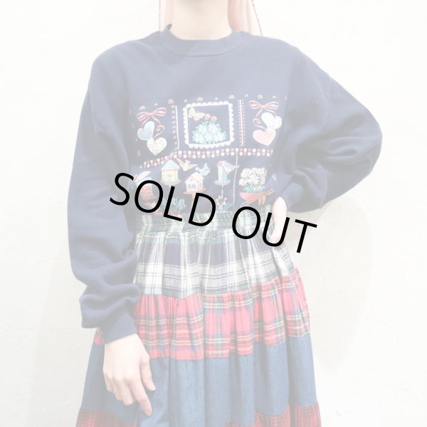 画像1: ▼30％OFF▼　made in USA ネイビー×カラフル♡＆花＆鳥プリントクルーネック長袖スウェット (1)