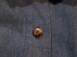 画像17: ブルー×レッドイチゴ＆リンゴ刺繡ポケット付きフロントボタン半袖デニムドレス (17)