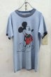 画像8: ライトブルー×ブラック×レッドミッキーマウスプリントクルーネック半袖リンガーTシャツ (8)