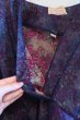 画像17: 50〜60年代 ネイビー×ピンク花柄カシュクール半袖パンチングシースルードレス (17)